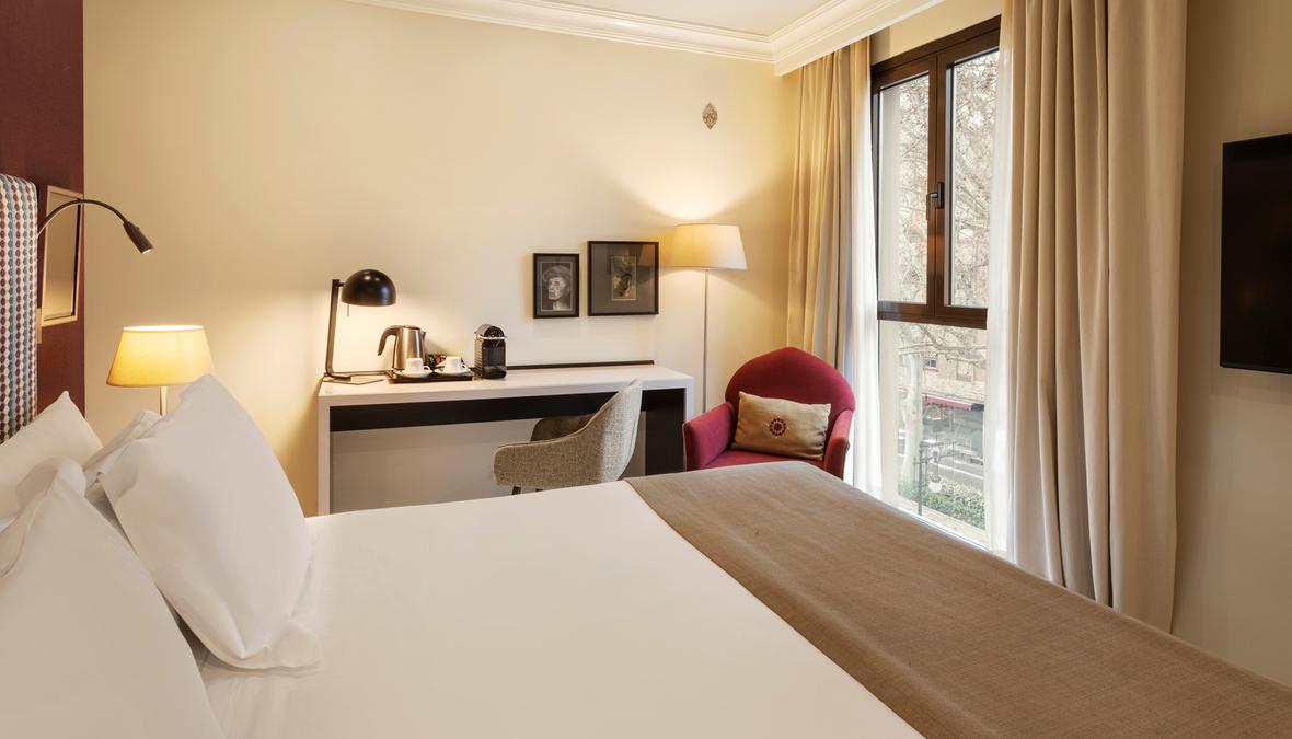 JUNIOR SUITE Vincci Albayzín 4* Granada JUNIOR SUITE Vincci Albayzín 4* Granada